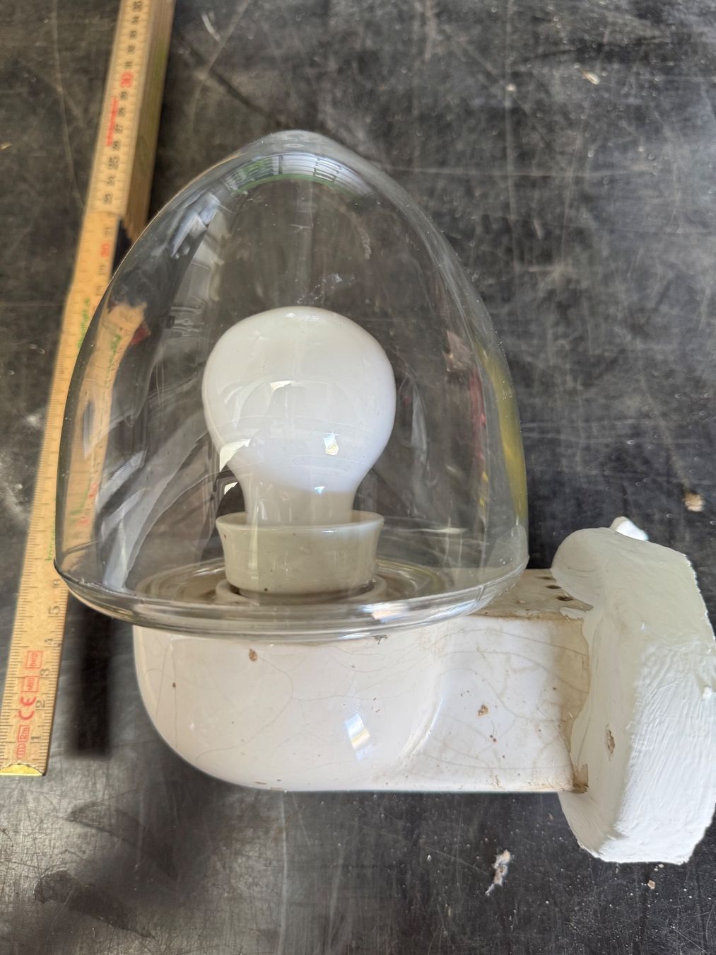 Lampen: alte Porzellan Wand-Leuchte E27 – Gebraucht aus Grossaffoltern von Mr._White