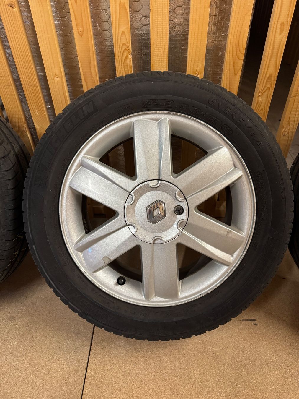 Renault Cerchioni: Alufelgen mit Michelin Sommerreifen – Usato da Zürich venduto da ThaliaL 3