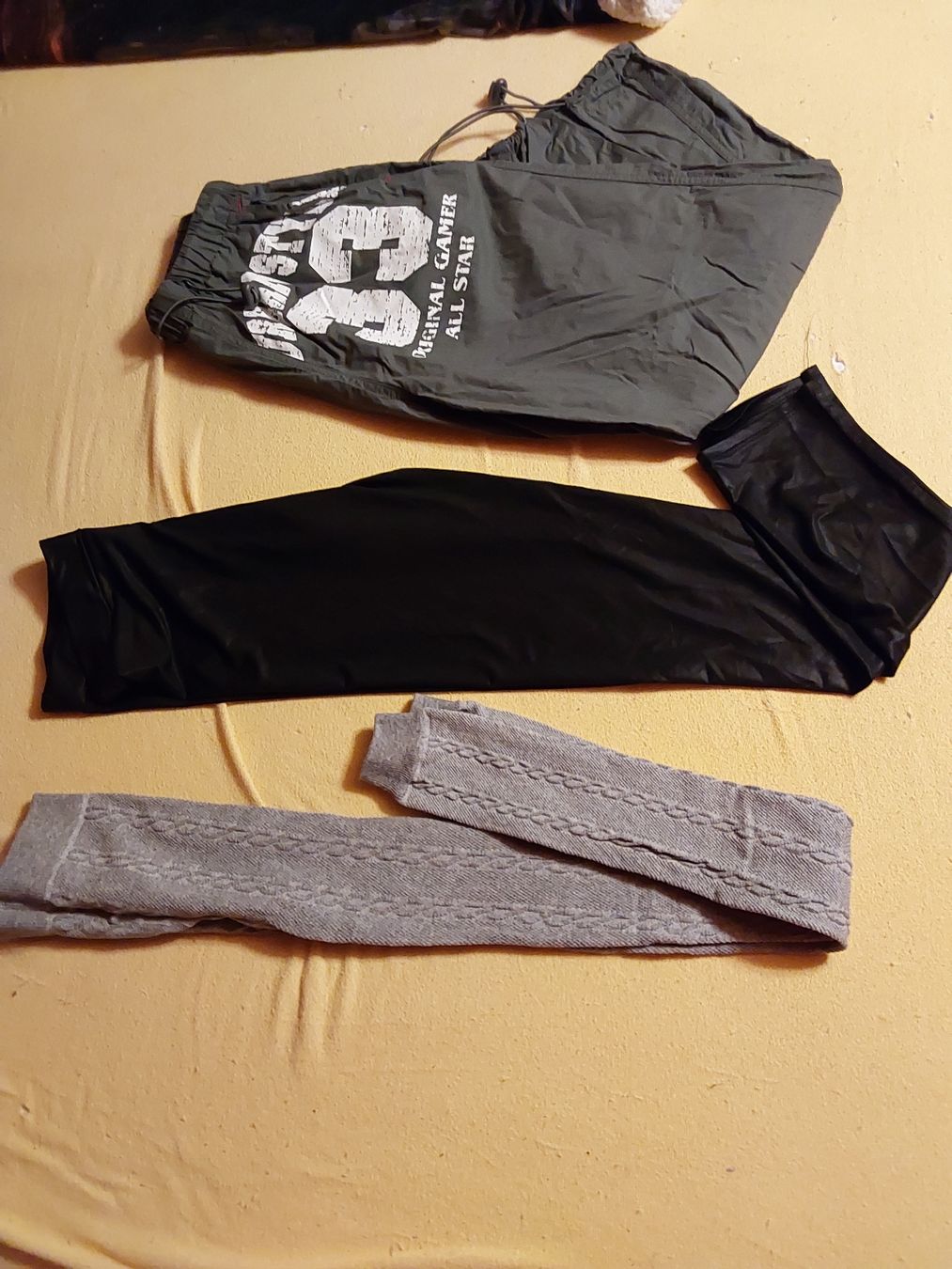 Kleiderpakete: Kleiderpaket Gr.S – Gebraucht aus Döttingen von Verkauf 2