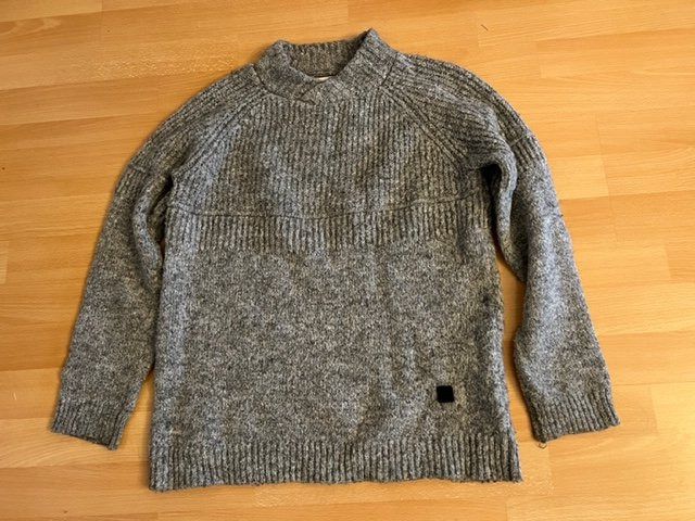 Zara Maglioni & Felpe: Pullover Zara Gr.140 – Usato da Wabern venduto da adamovski