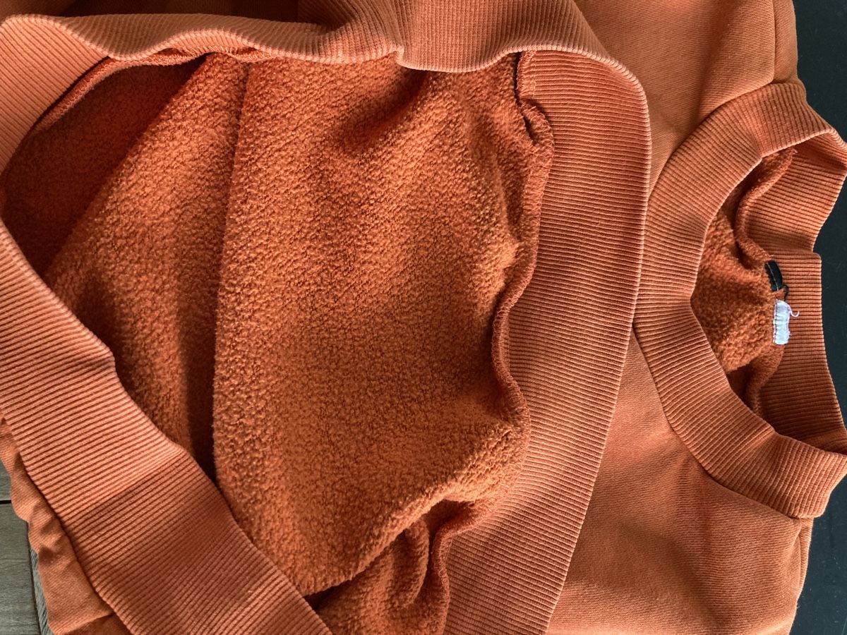 Maglioni & Felpe: Oranger kurz Pulli – Usato da Kesswil venduto da Branca-01 1