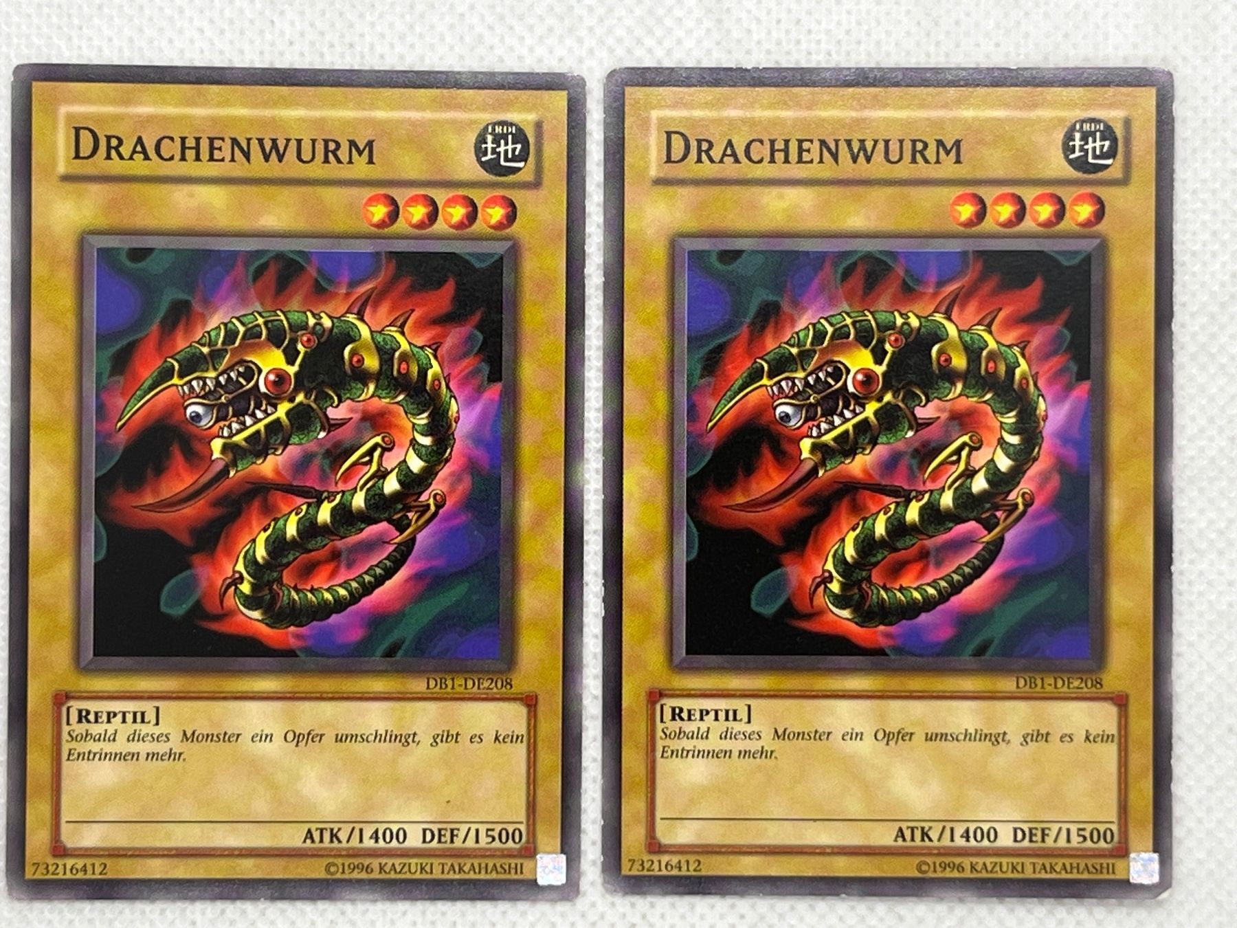 Yugioh Cartes à collectionner: 2x Drachenwurm Yu-Gi-Oh DB1-DE208 – D'occasion à Hinterkappelen par Kim1992