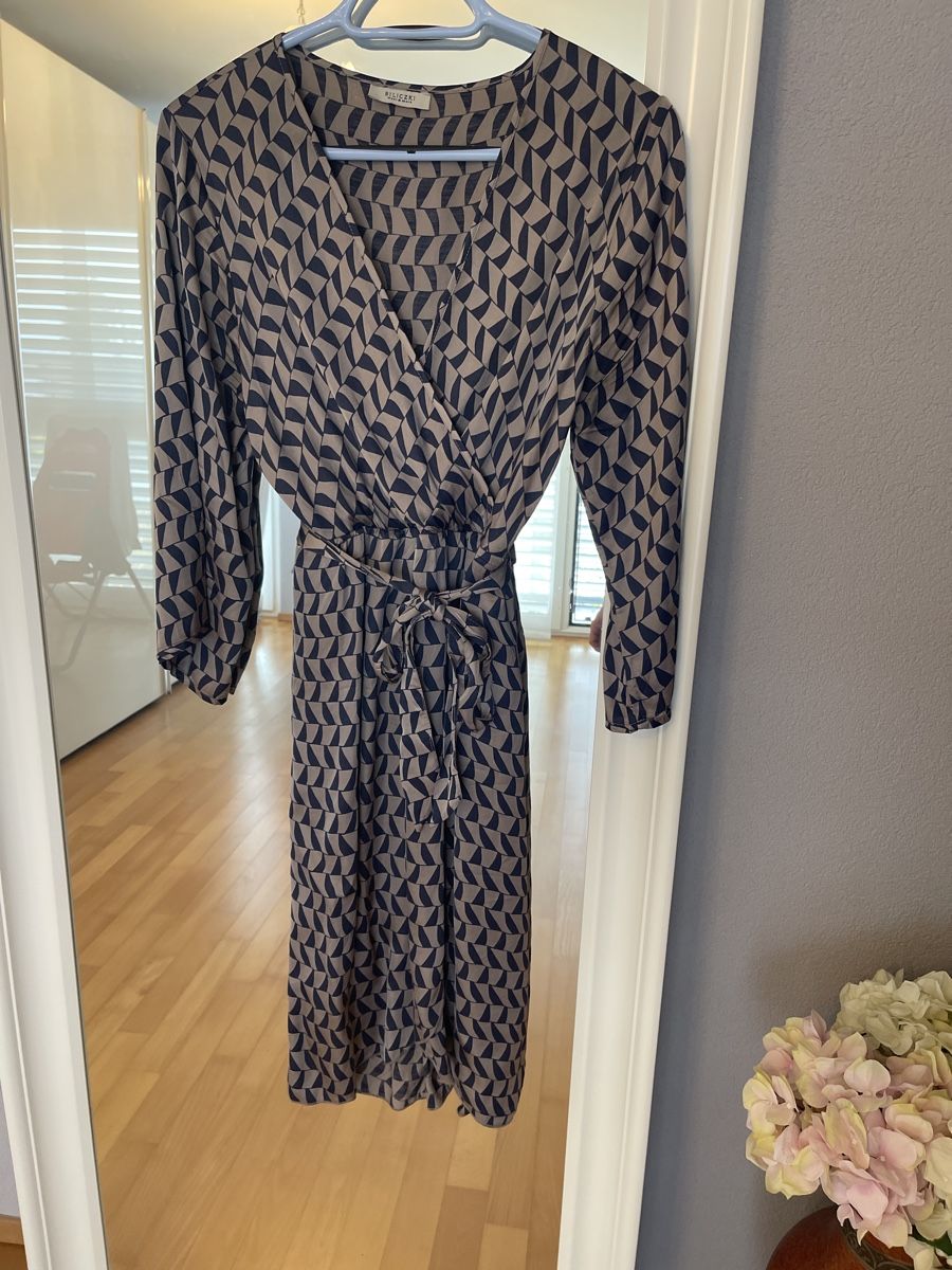 Vestiti: Damen Wickelkleid Gr. L – Usato da Adliswil venduto da JadrankaR
