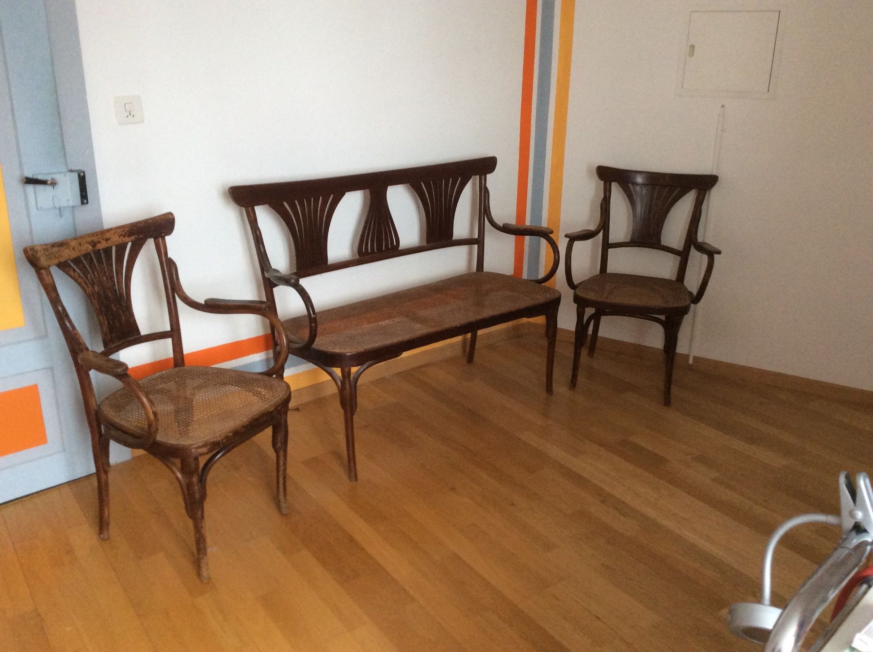 Panchine: Kohn Sitzbank mit 2 Stühlen – Usato da Diesse venduto da Ecco4lo