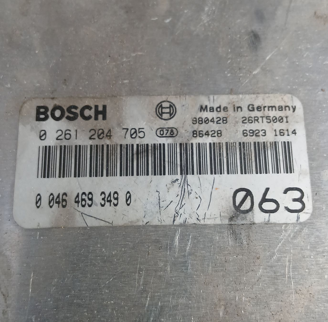 Alfa Romeo Tutti pezzi di ricambio auto: ECU Alfa Romeo 156 2.5 V6 – Usato da la heutte venduto da Auto-stock 1