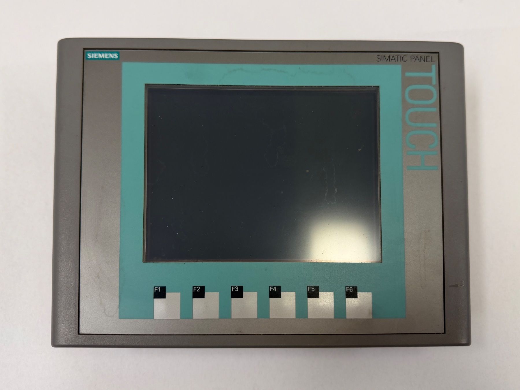 Siemens Steuerung: Siemens Simatic KTP600 Touch Panel - Geprüft & Funktioniert! – Gebraucht aus Dintikon von Baddaru