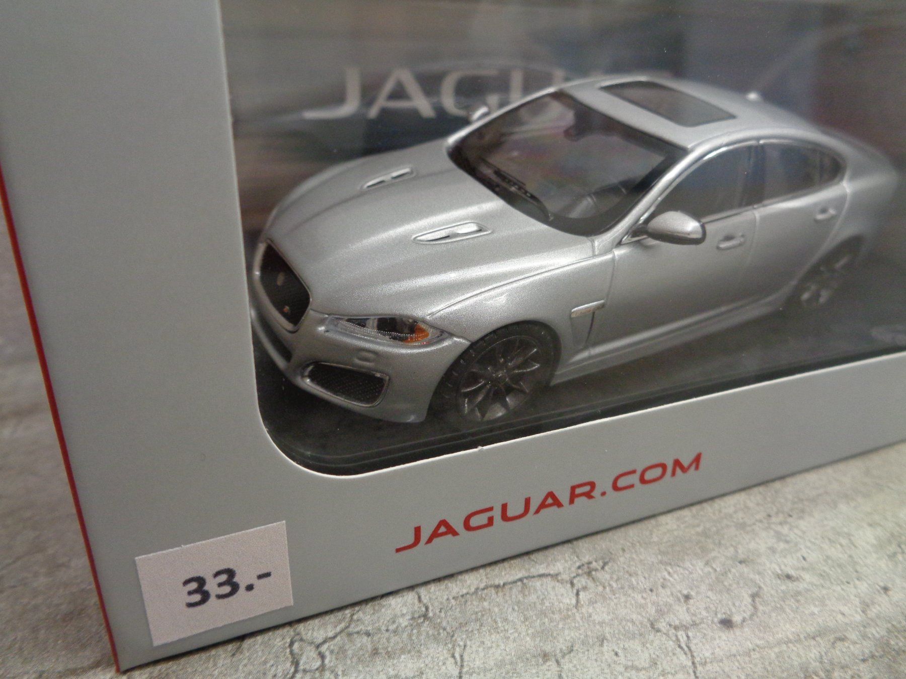 Jaguar Modellini d'auto: Ixo 1:43 Jaguar XFR – Nuovo e nell'imballaggio originale da Reconvilier venduto da rallycar 1