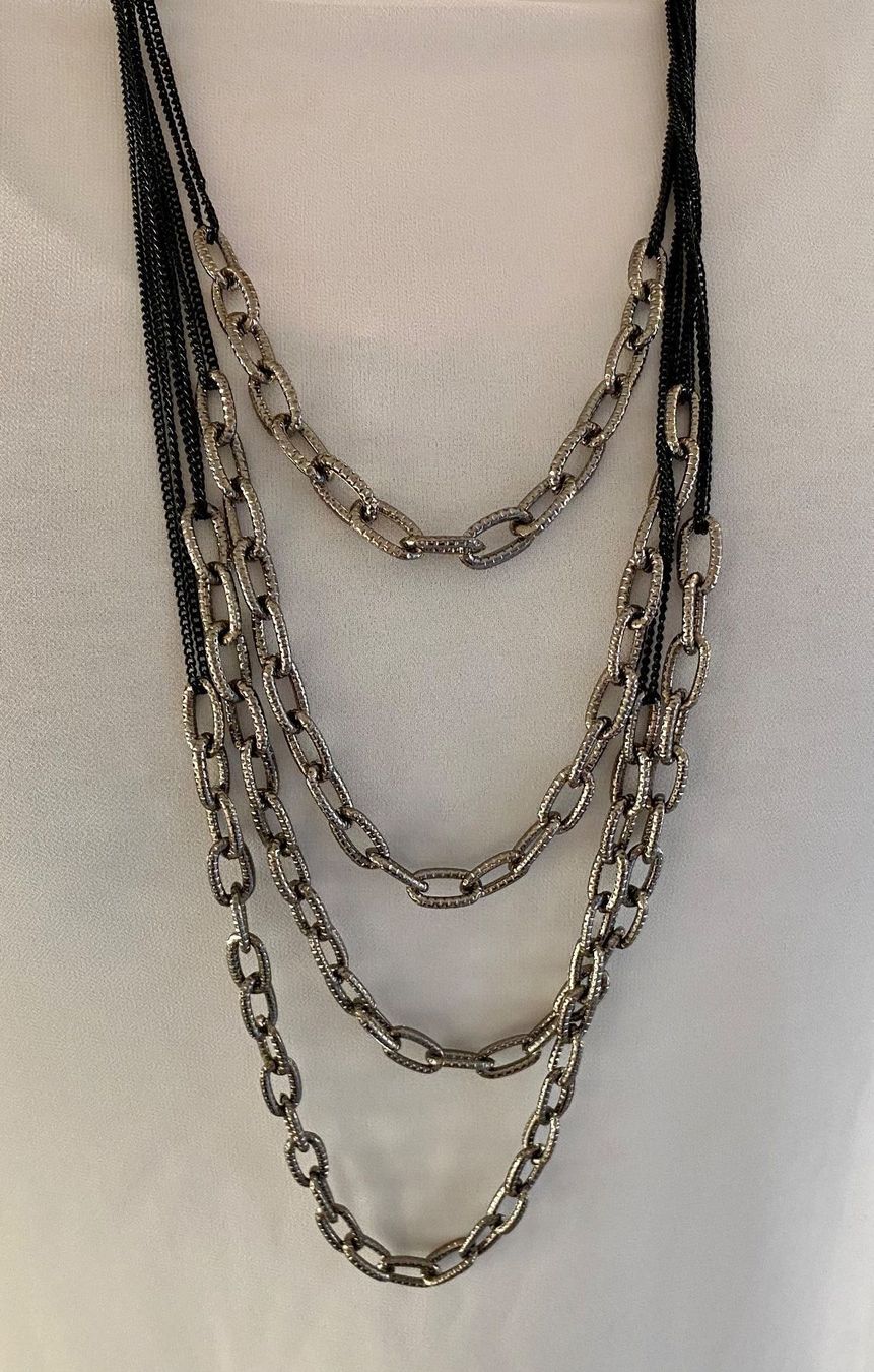 Catenine: Kette schwarz/silberfarben Modeschmuck – Nuovo (secondo la descrizione) da Zürich venduto da Maria2021 2