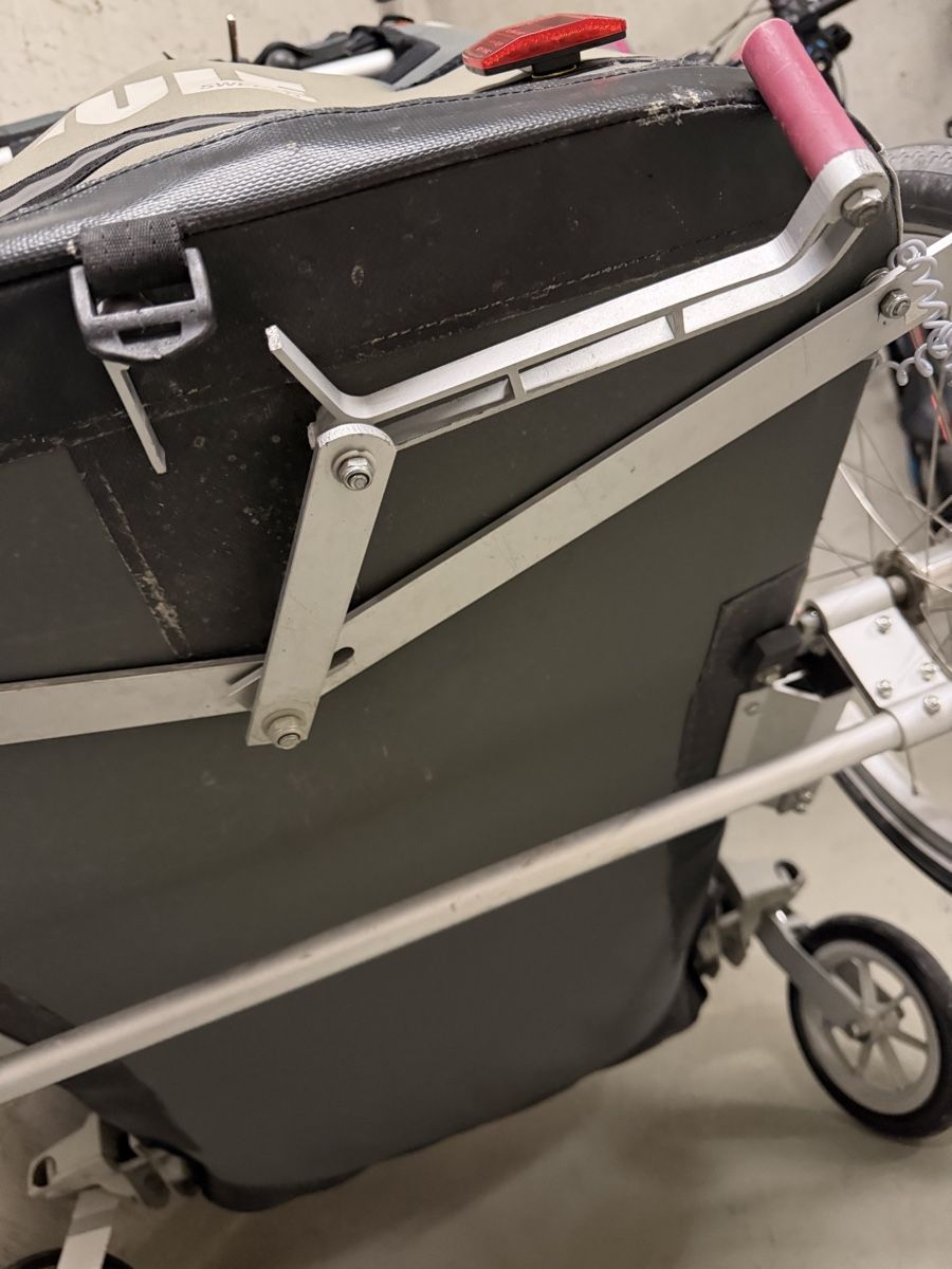 Thule Anhänger: Thule Kinderfahrradanhänger 2-Plätzer – Gebraucht aus Glattpark(Opfikon) von smmj84 3