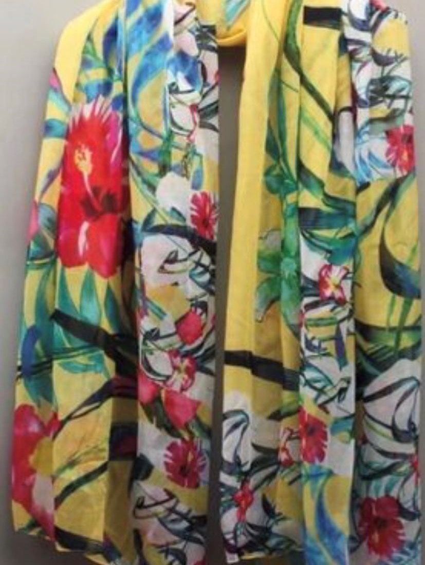 Foulard & Sciarpe: Desigual Schals – Nuovo (secondo la descrizione) da Birmenstorf AG venduto da BMW.M5 4