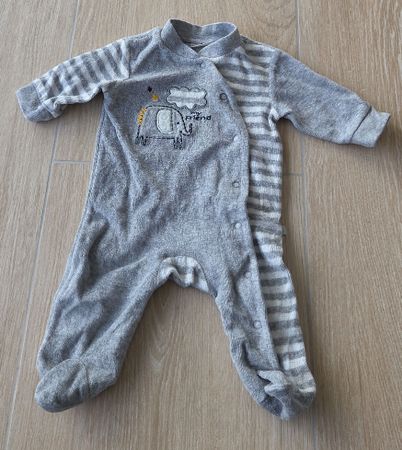 Pijama bébé en coton doux d'hiver, taille 56, comme neuf