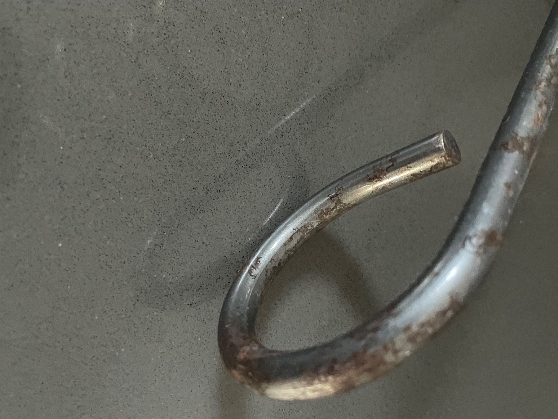 Sonstiges für Haushalt & Wohnen: Pflanzenständer Metall mit blauer Schale – Gebraucht aus Winkel von Kade50 5