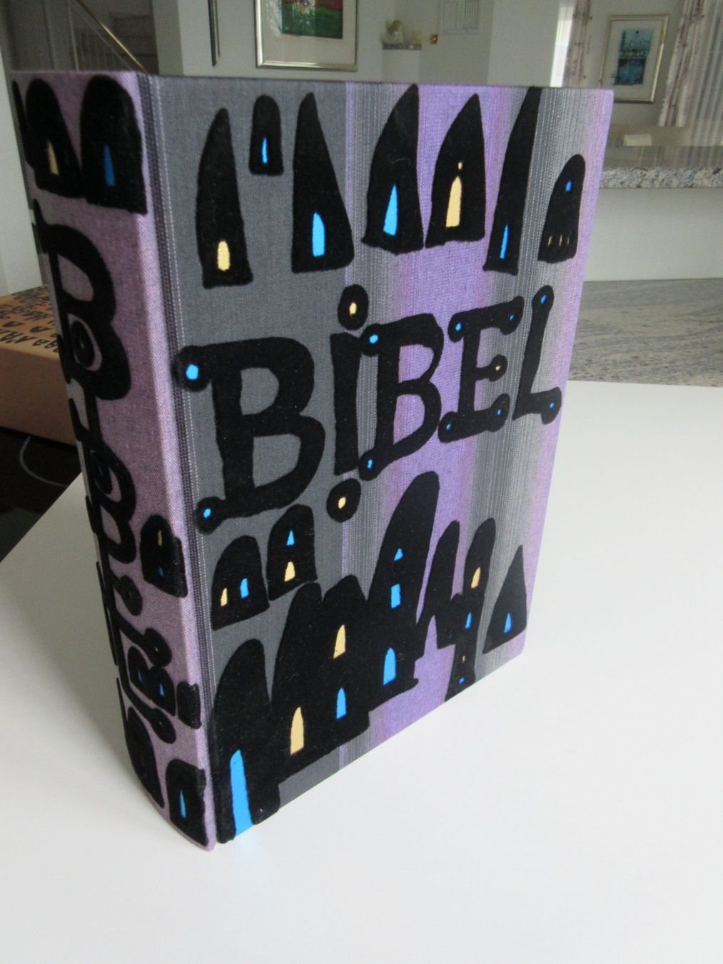 Libri: Hundertwasser  Bibel mit Schuber – Nuovo (secondo la descrizione) da Weinfelden venduto da Kunst2010 1