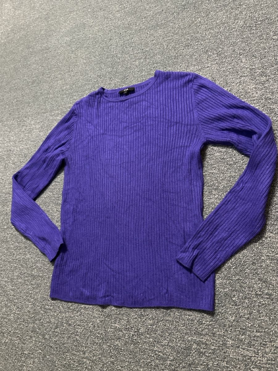C&A Pulls & Sweat-shirts: Pulli violett Gr L – D'occasion à Baltschieder par YmroBe