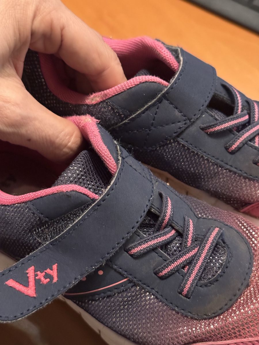 Dosenbach Scarpe per ragazze: Mädchen Turnschuhe 33 – Usato da Wädenswil venduto da dorodi 2