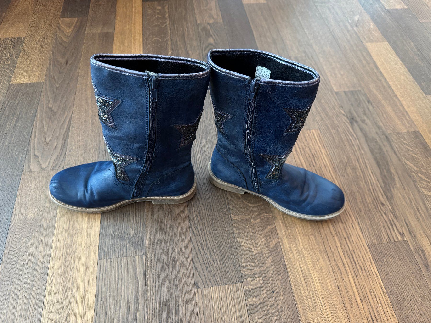 Friboo Schuhe für Mädchen: Winterstiefel Mädchen Grösse 34 – Gebraucht aus Würenlos von CaSteSeNievis