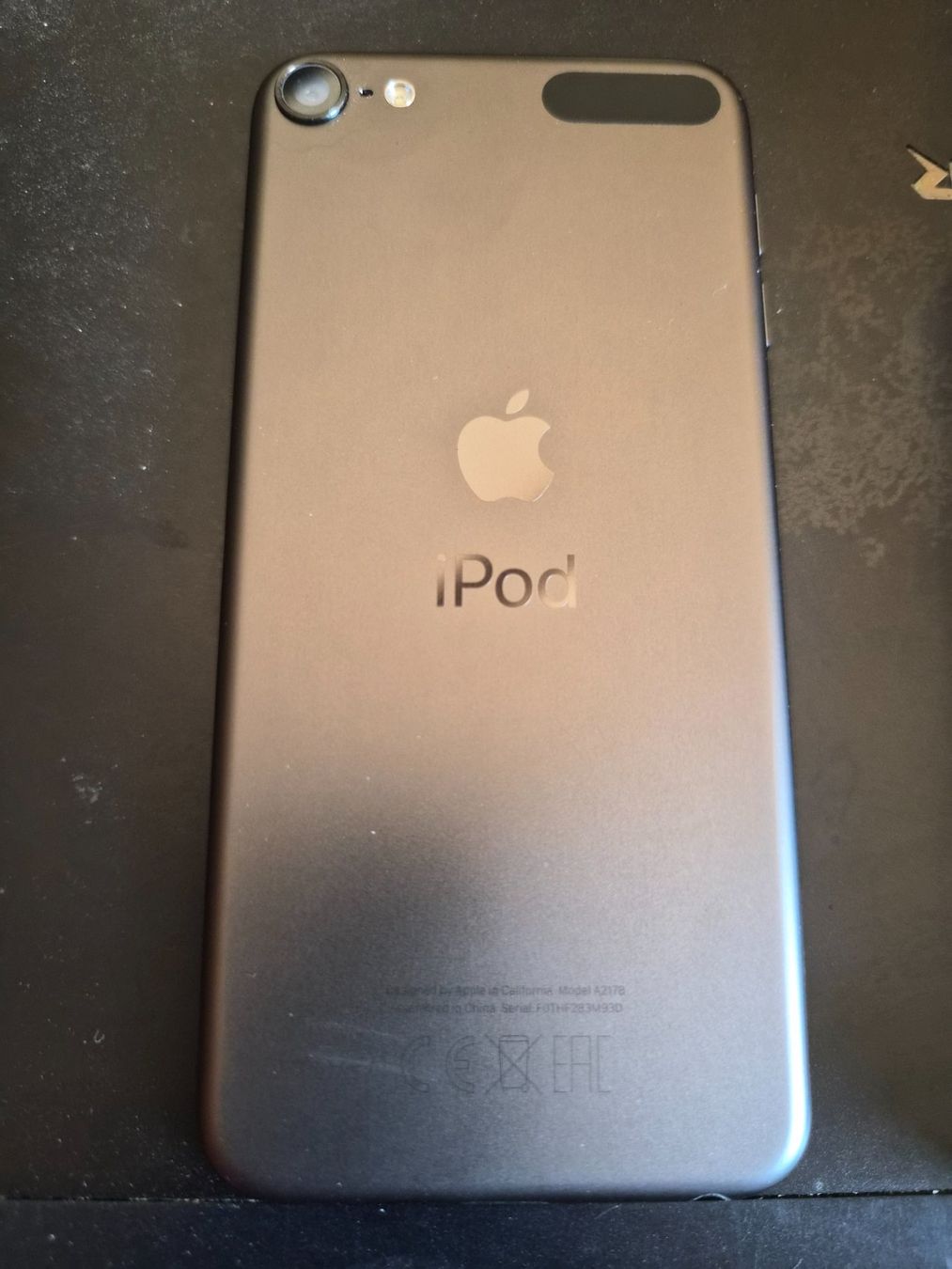 Apple Lecteur media portable: Ipod touch 32 gb – Neuf (Voir description) à Bévilard par CHUCKMAVIS 1
