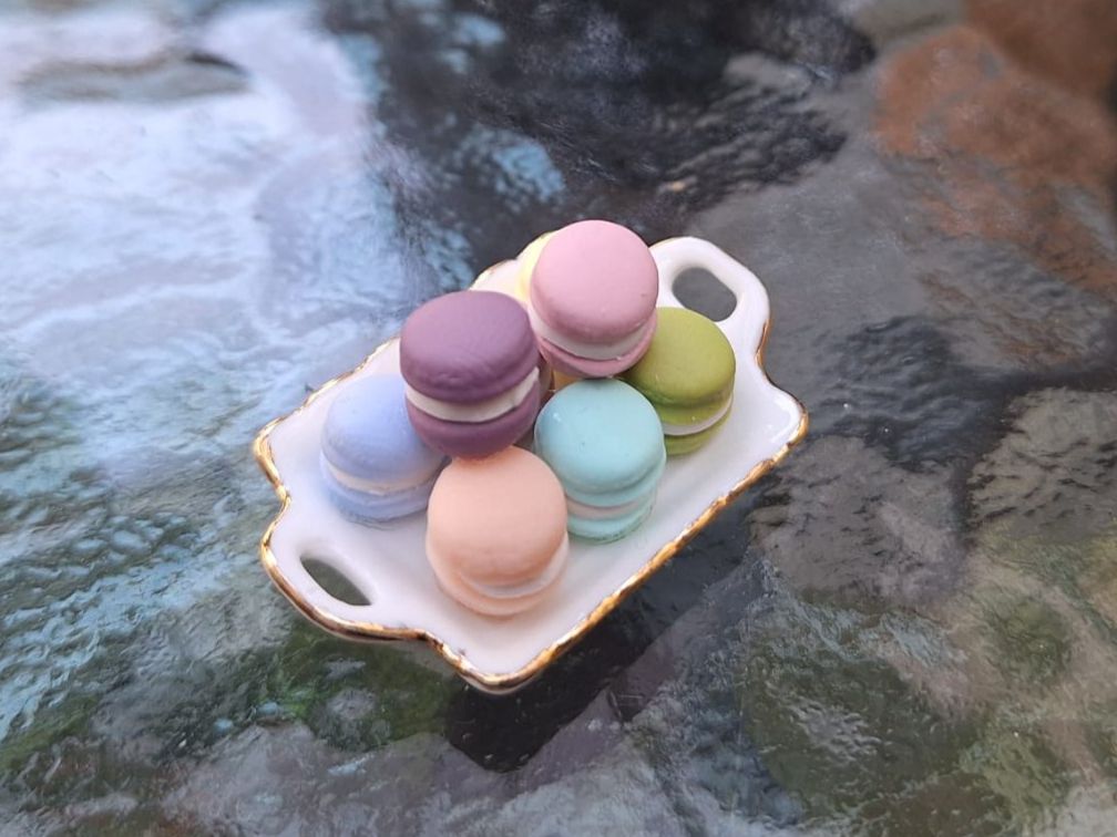 Case e mobili per bambole: Handmade Macarons Teller – Nuovo (secondo la descrizione) da Zürich venduto da HandmadeTinyFood