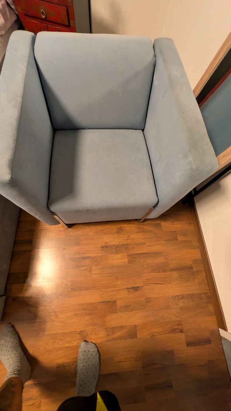 Poltrone: 2x Sessel / Lounge-Sessel hellblau – gebraucht – Usato da Wetzikon ZH venduto da _muyra