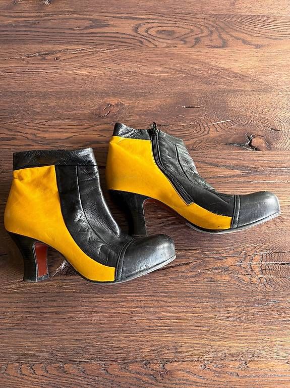 Scarpe da donna: Tolle Pumps von Minush & Chie Mihara Grösse 38 – Usato da Hedingen venduto da inf_mjl7 2