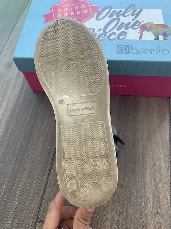 Scarpe da donna: Sneakers Ebarrito Nr. 37 – Usato da Sala Capriasca venduto da Rubyrudy 2