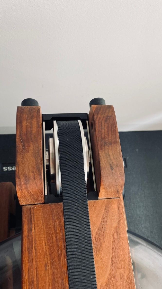 WaterRower Hometrainer: WaterRower Rudergerät Nussbaum mit Smartrow – Neu (gemäss Beschreibung) aus Maur von Grandslam 4