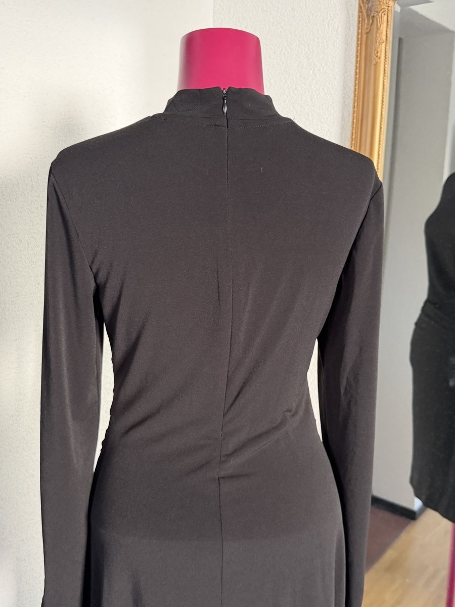 Vestiti: Elegantes, schwarzes Kleid – Nuovo (secondo la descrizione) da Niederuzwil venduto da Lisascloset 2