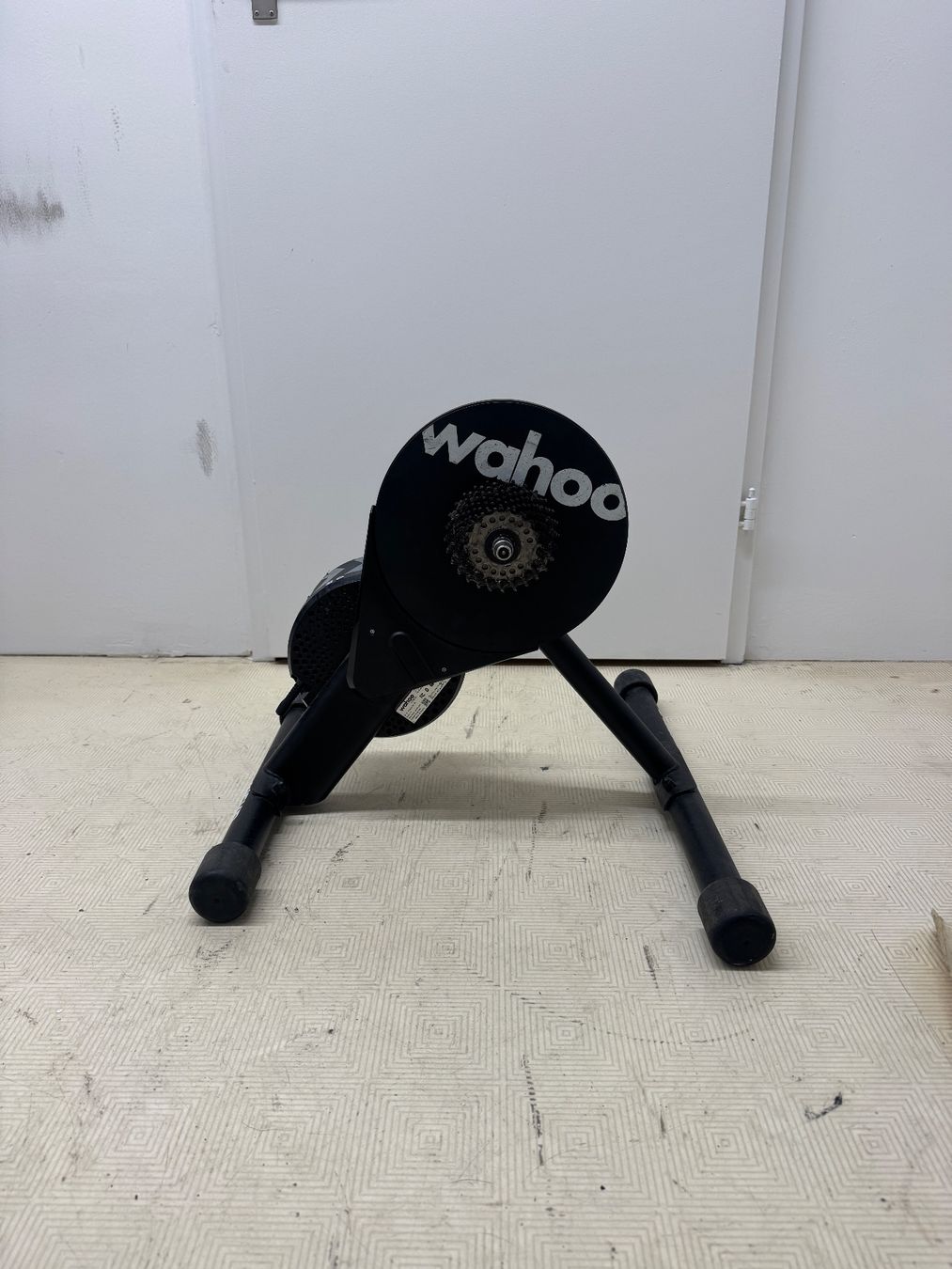 Wahoo Hometrainer: Wahoo KICKR CORE – Gebraucht aus Luzern von Lou_yjb9
