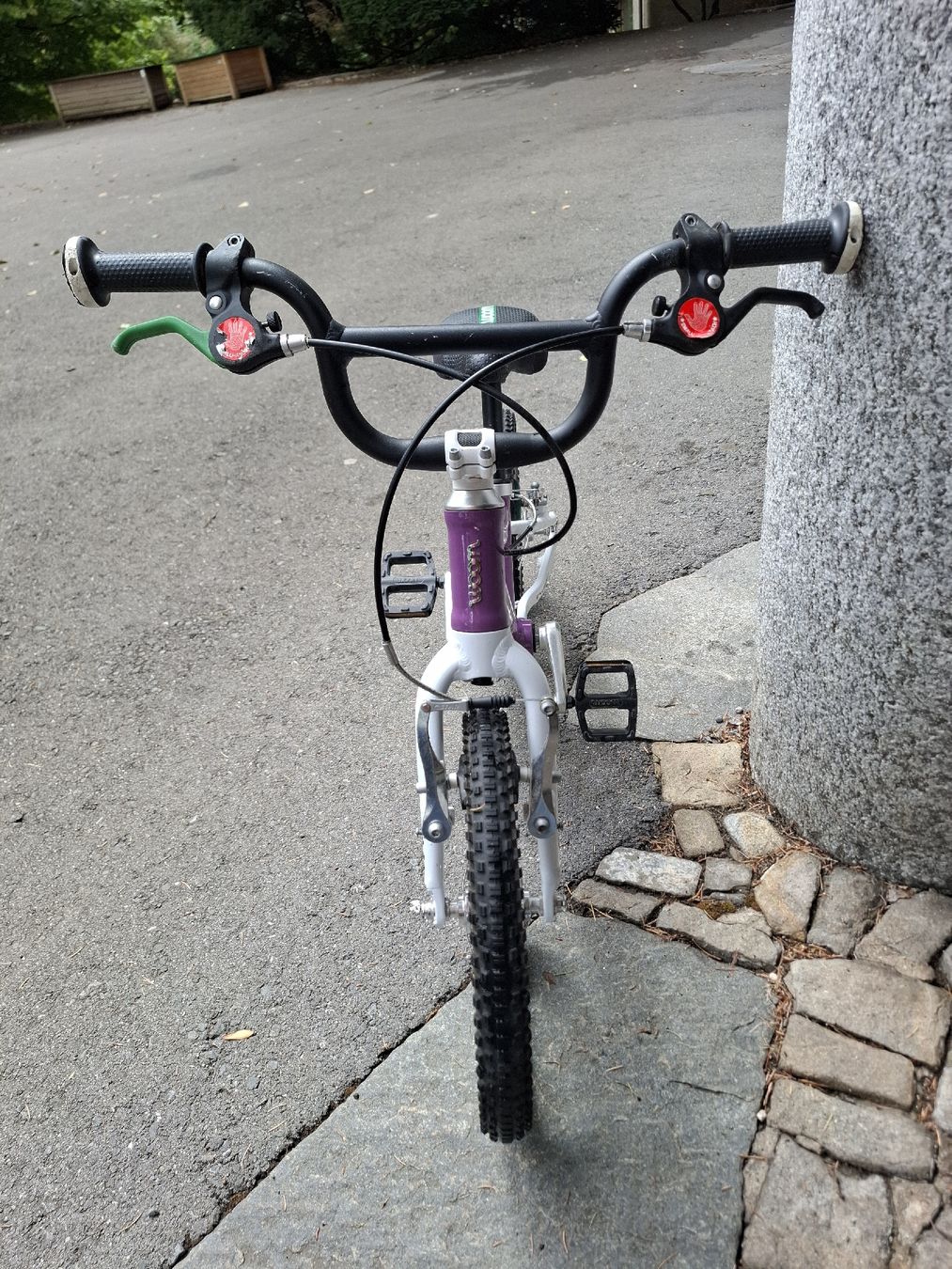 Woom Vélos: Woom 2 Original Lila – D'occasion à Luzern par chcl3 2