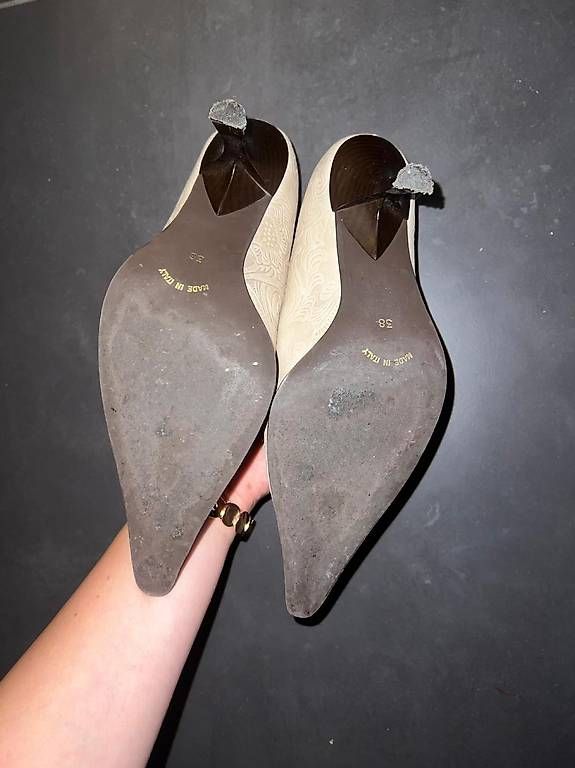 Damenschuhe: DÉCOLLETÉ TREND CREMA – Gebraucht aus Minusio von son_mrf5 3