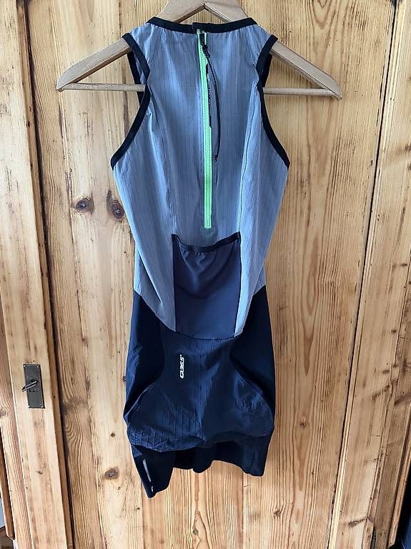 Anzüge: Q36.5 Tri- Skinsuit Titanium Size S, Triathlon – Gebraucht aus Unterägeri von jan_ct29 3