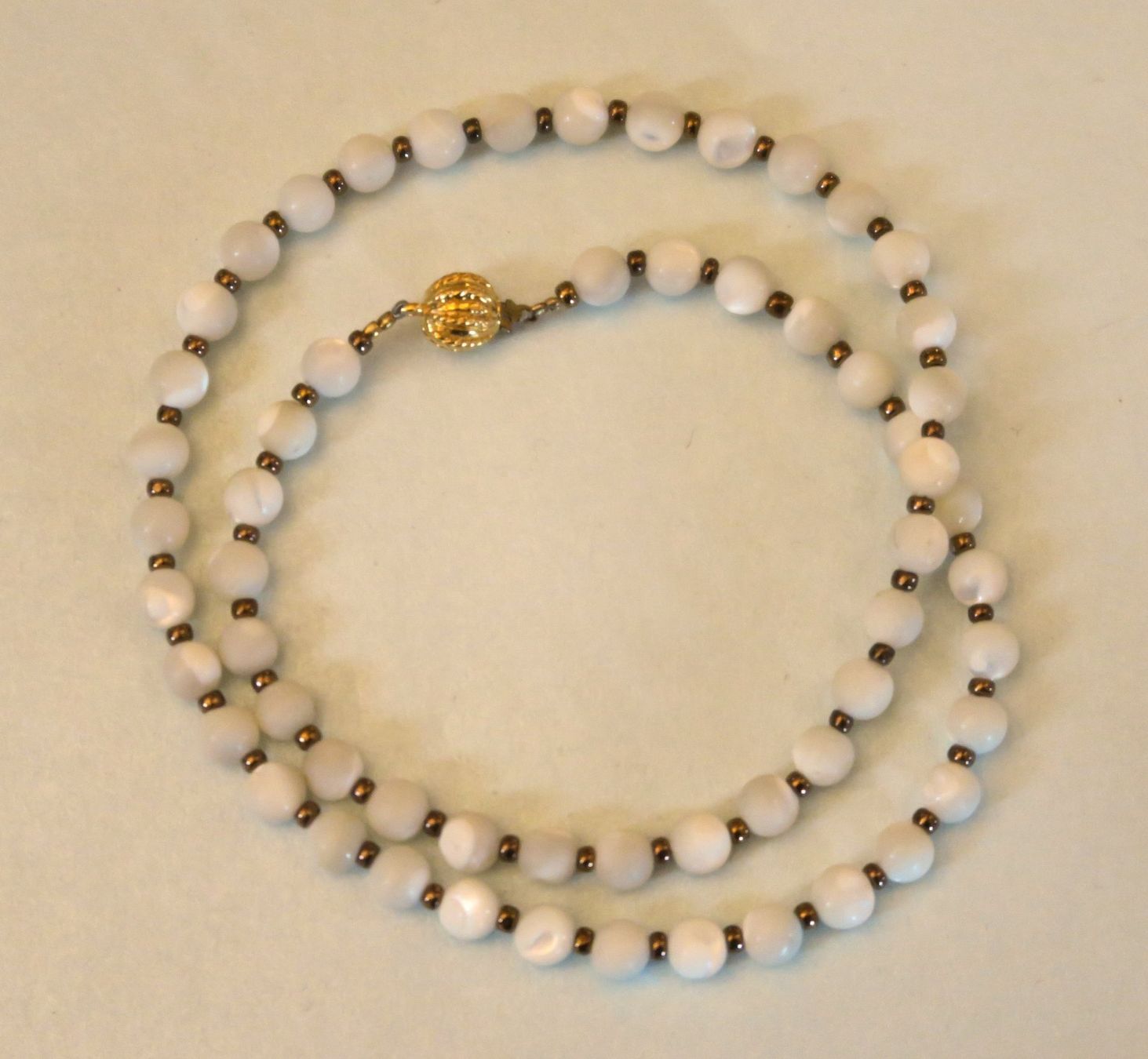 Colliers: Perlmutt Perlenkette mit Glasperlen – D'occasion à Brittnau par marlenestone 2