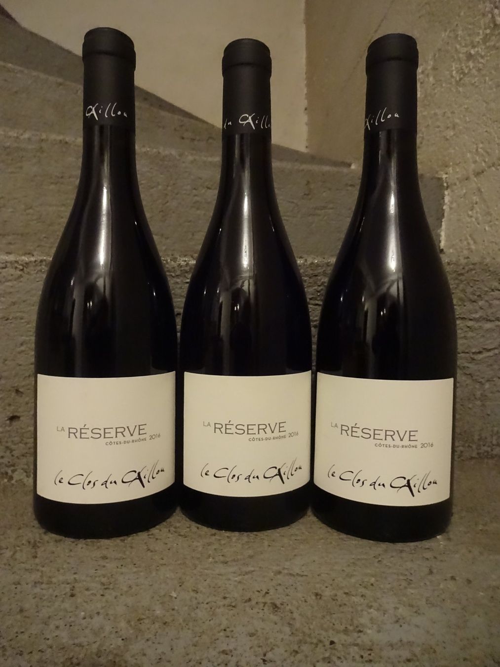 Vino: 3 Fl. -  94 PP -  Le Clos de Caillou "La Réserve" 2016 – Nuovo (secondo la descrizione) da Cham venduto da mktreasure