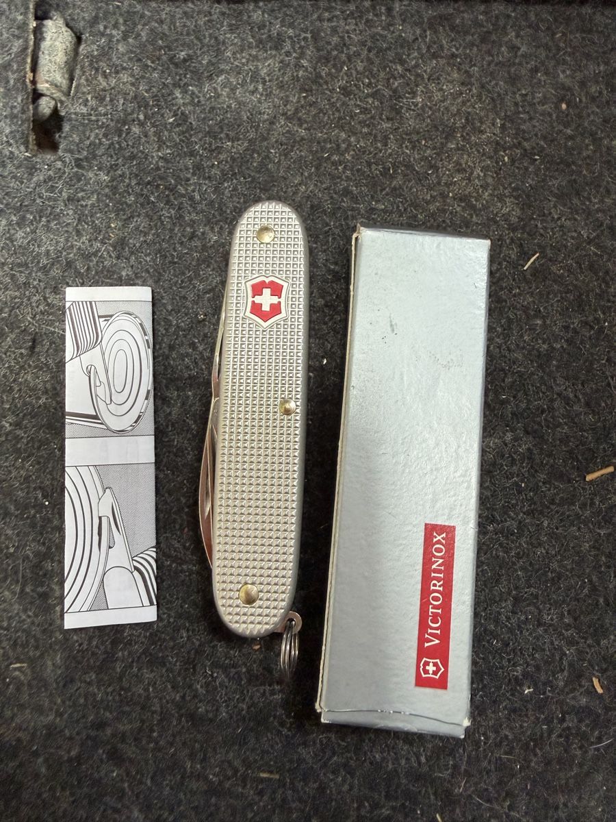Victorinox Taschenmesser: Couteau de poche Victorinox  – Gebraucht aus Domdidier von Watch3210 2