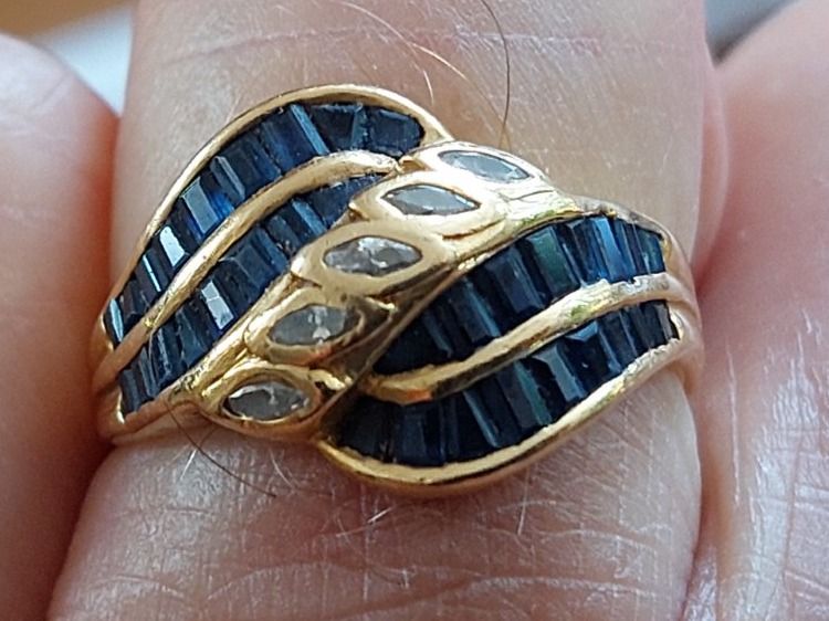 Goldring mit Steinen 750 , 4,3 gr | Kaufen auf Ricardo