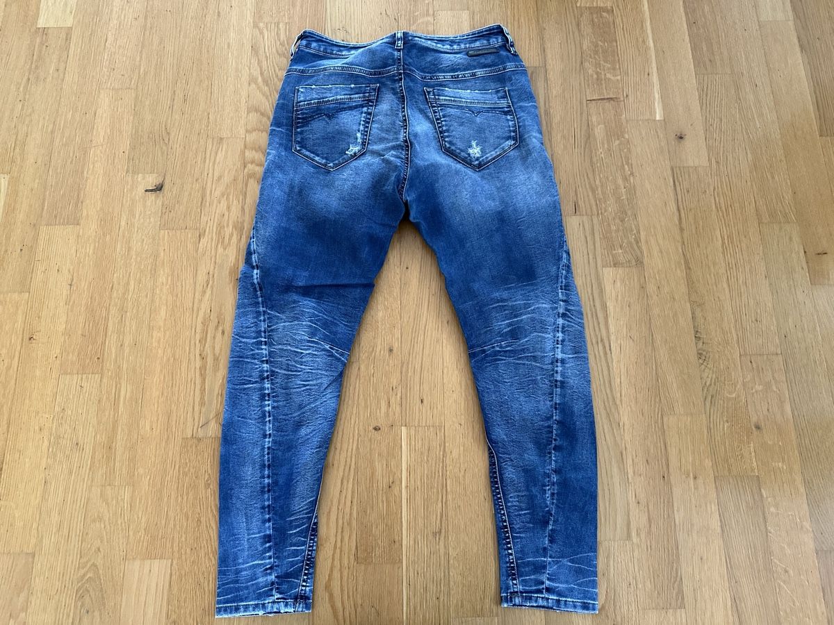 Diesel Jeans: Neue Diesel Jeans gr. 25 – Neu (gemäss Beschreibung) aus Bettlach von Tradenet100 7