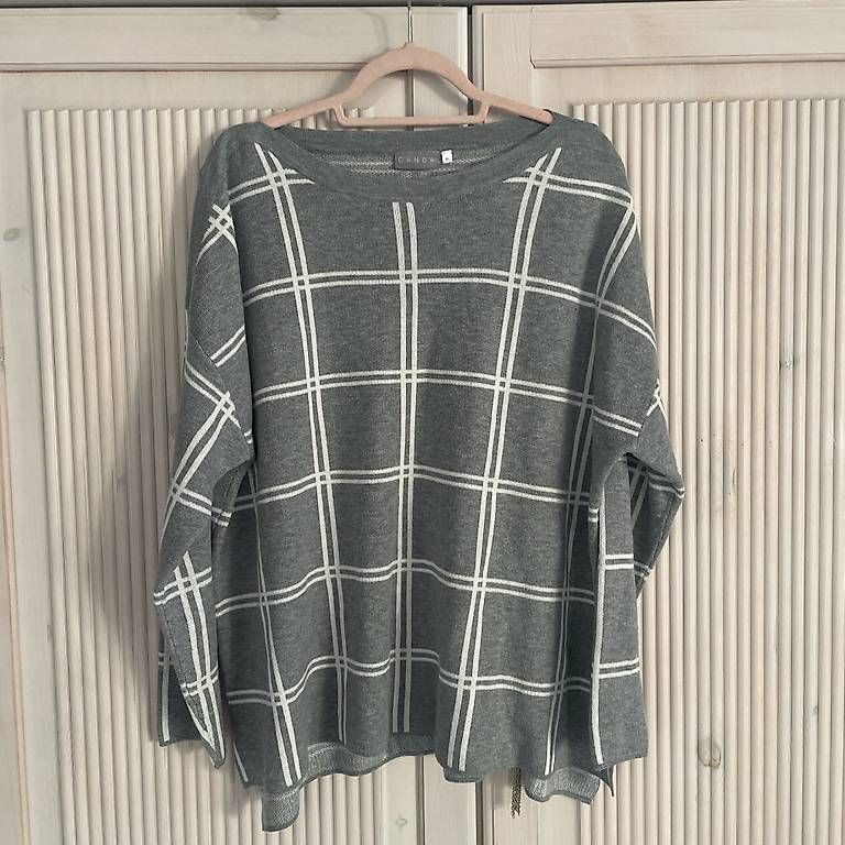 Pullover & Sweatshirts: Pullover  – Gebraucht aus Itingen von alexasoldie