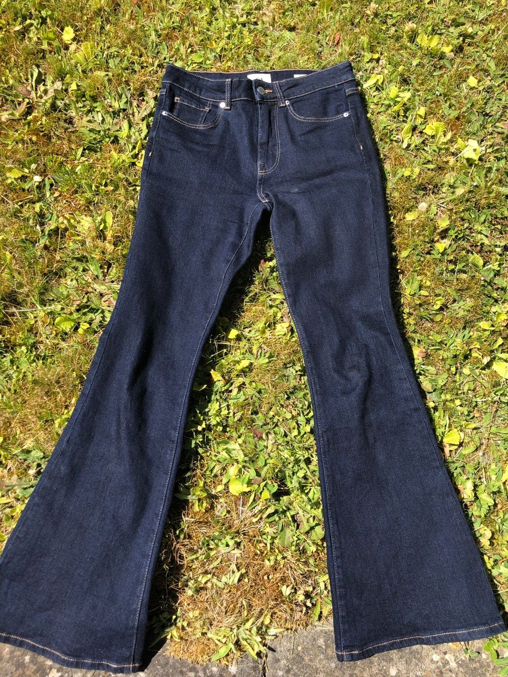 C&A Jeans: C&A Skinny Flare Jeans – Usato da Wädenswil venduto da Pixie_