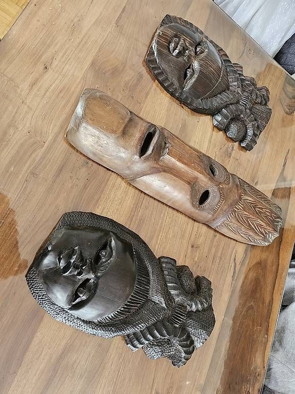 Arte internazionale: Afrikanische Holzmasken  Handgeschnitzte – Usato da Utzenstorf venduto da Dac_mk 2