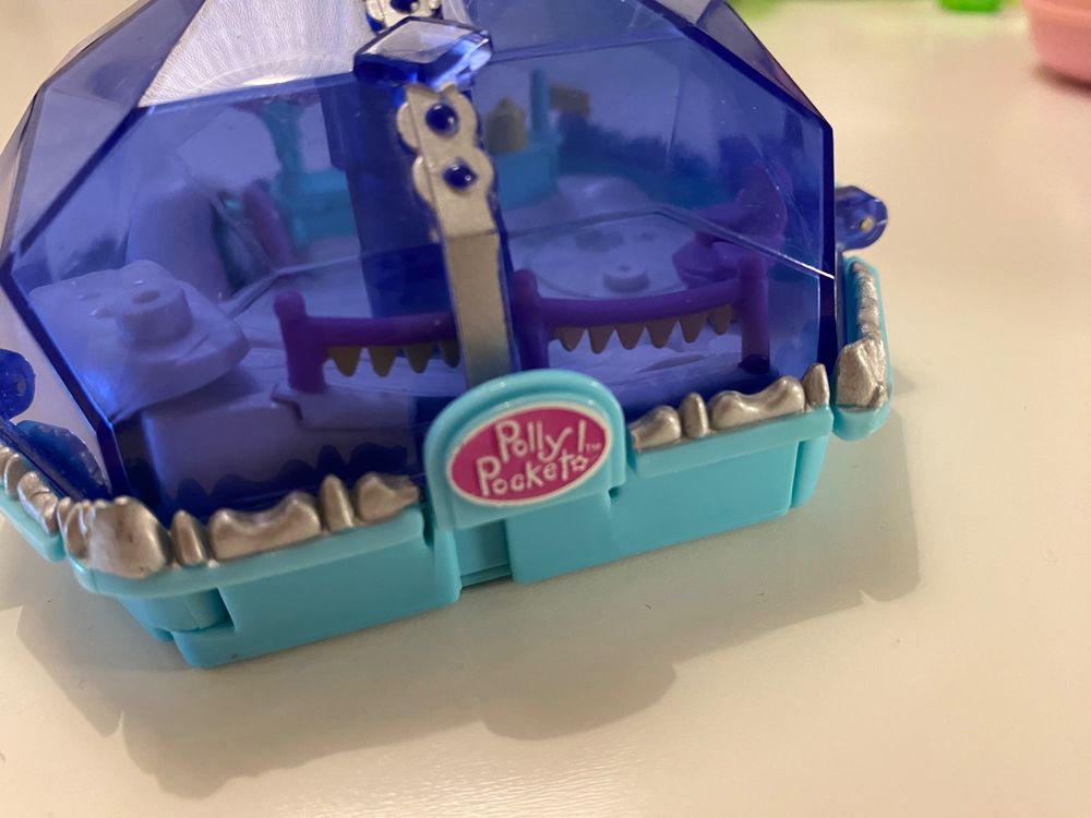 polly pocket eis