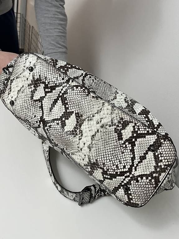 Guess Borse da donna: Borsa Guess – Usato da Bellinzona venduto da cla_nml2 3