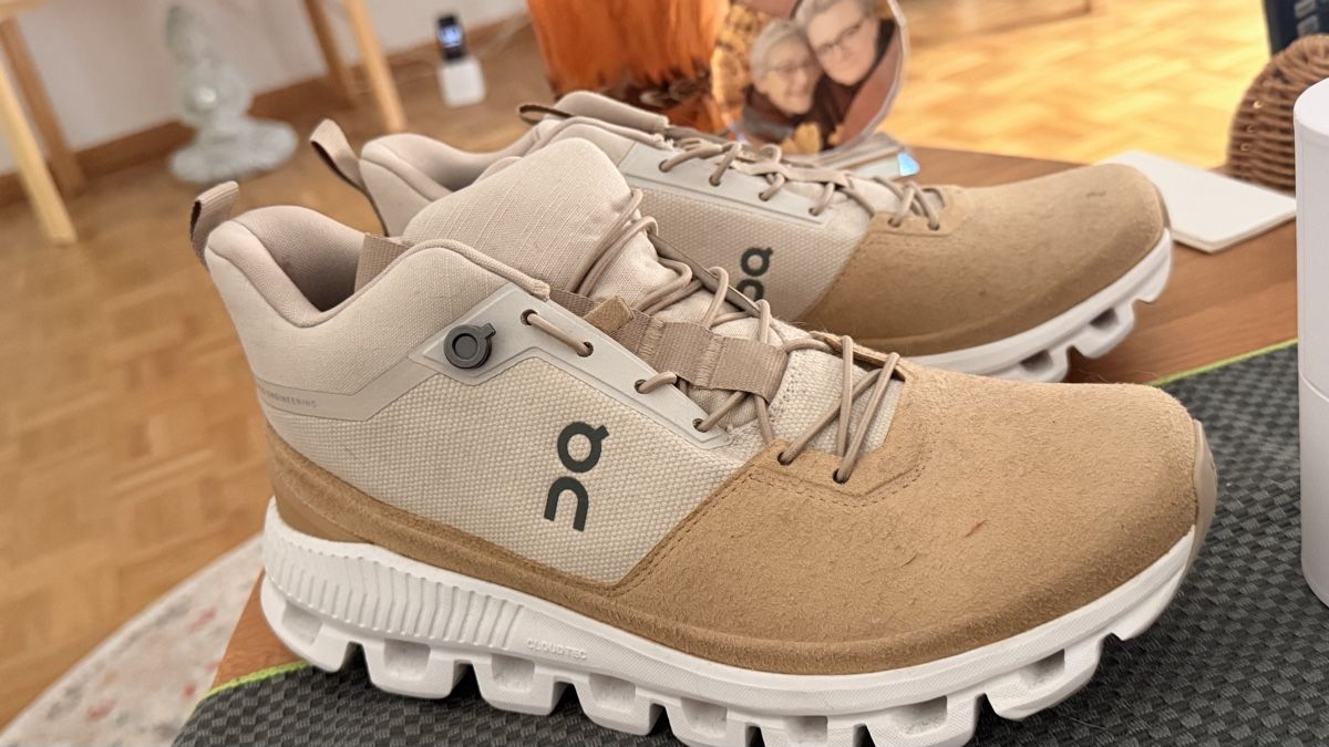 On Scarpe da uomo: ON Schuhe Nie getragen Grösse 40  – Nuovo (secondo la descrizione) da Zürich venduto da jea_mr2d