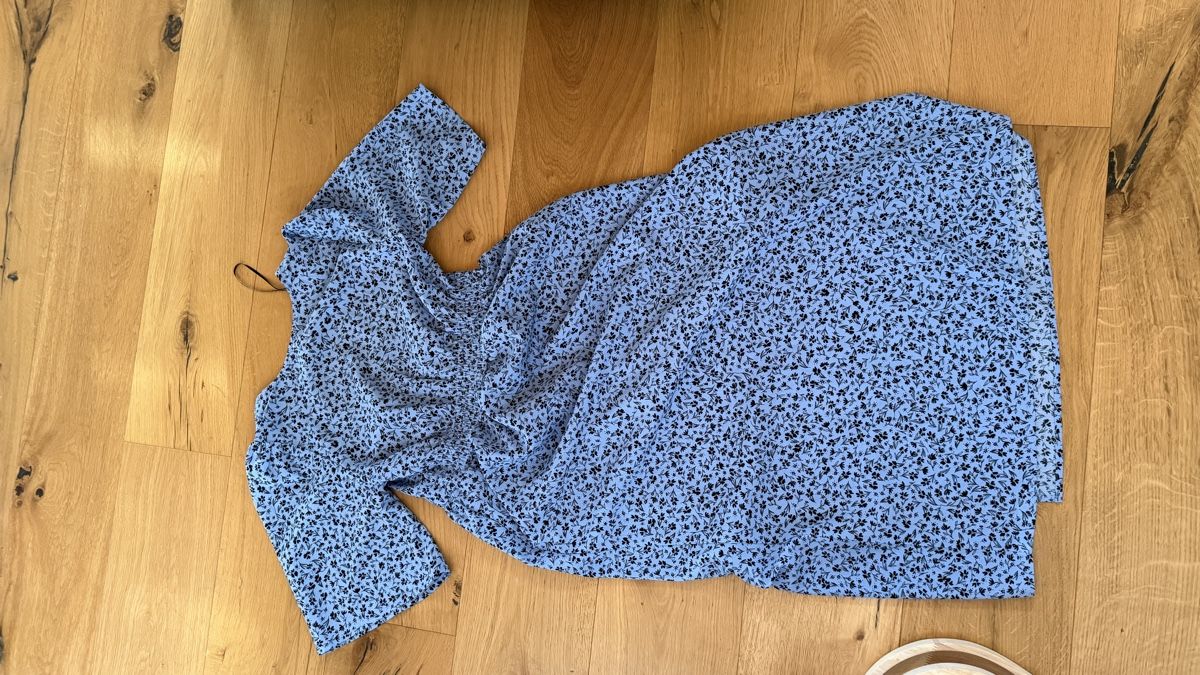 Monki Vestiti: monkiFloral Midi Dress - Size 38 – Nuovo (secondo la descrizione) da St-Gingolph venduto da Ynatka 2
