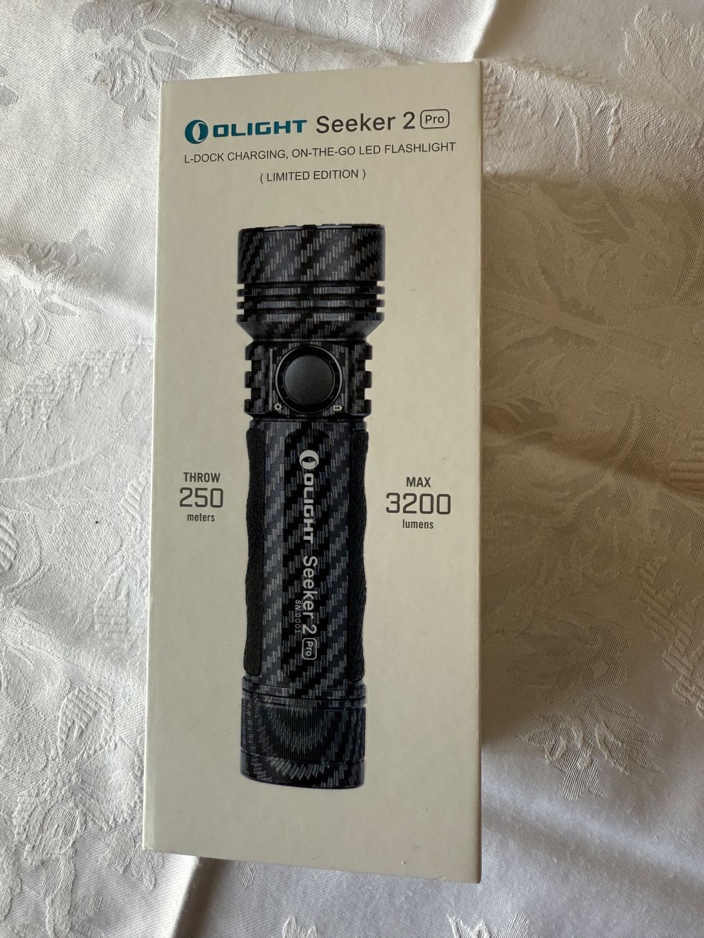 Olight Lampade: OLIGHT Seeker 2 Pro L-DOCK CHARGING, ON-THE-GO – Nuovo e nell'imballaggio originale da Worblaufen venduto da Sissi10