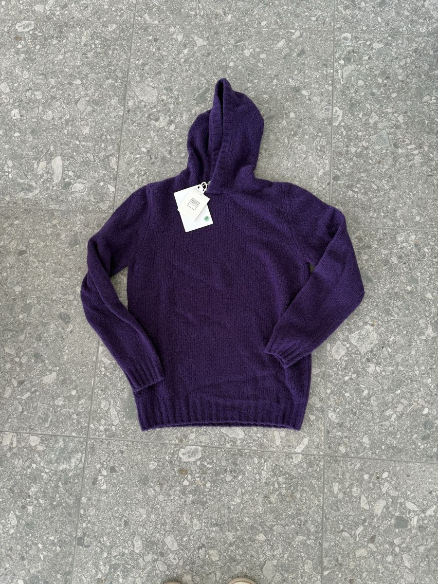 Pullover & Sweatshirts: Lila Hoodie von FEDELI – Neu und originalverpackt aus Birmensdorf ZH von nin.am