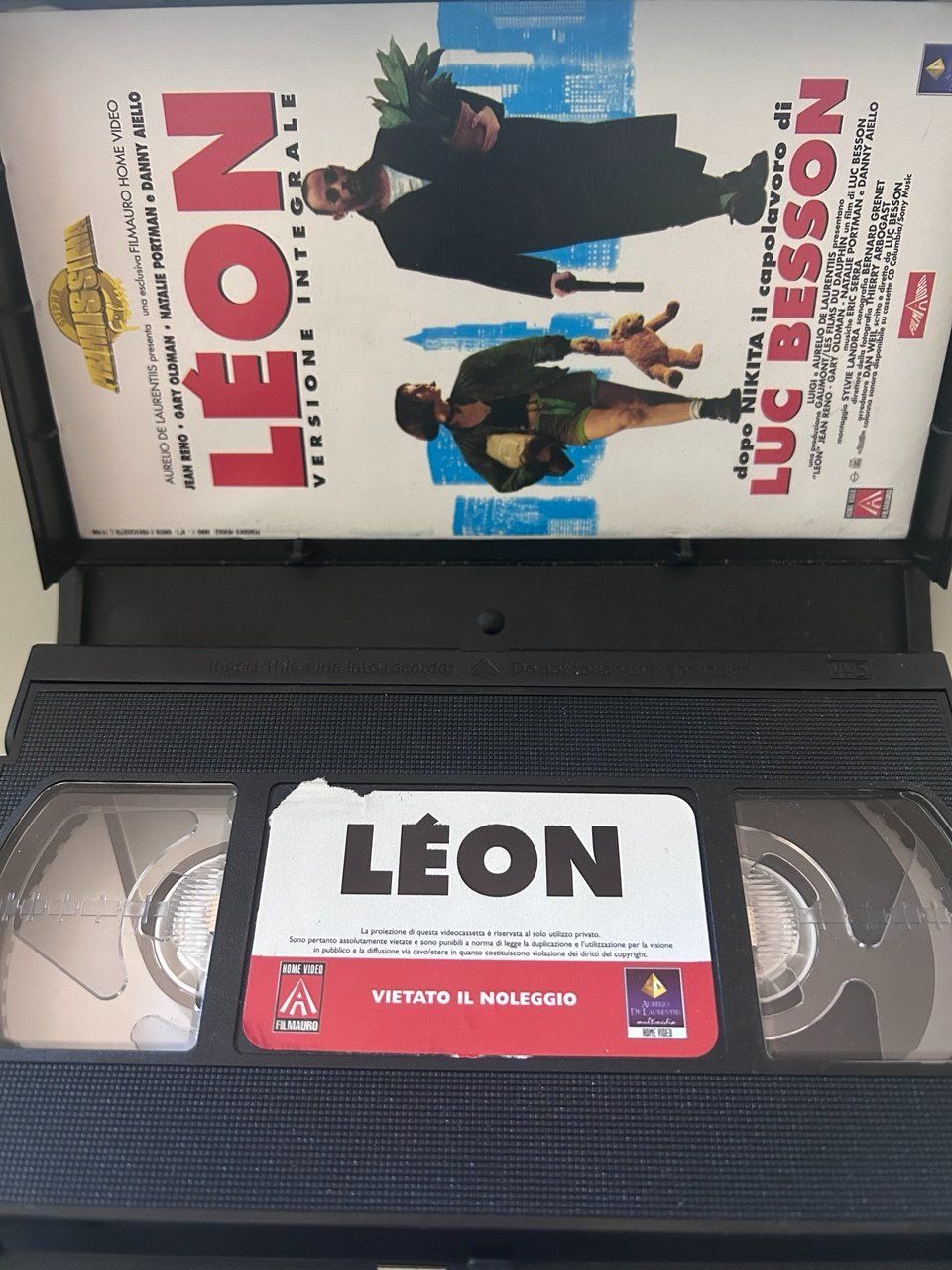 Alle VHS: VHS di Léon – Gebraucht aus Giubiasco von LorisVale 2