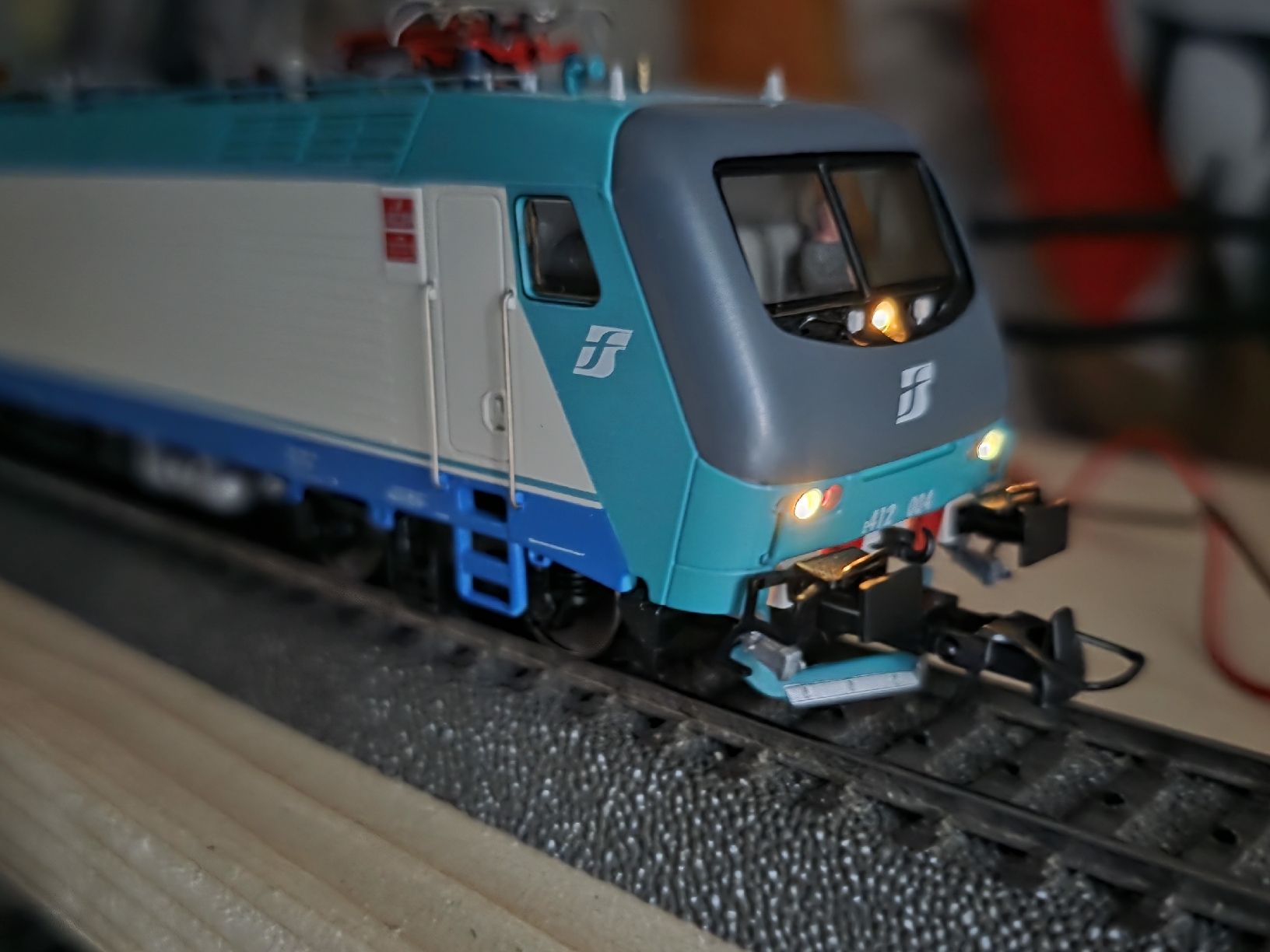 Roco Modellini di ferrovie: H0 Roco FS E.412 AC Digital – Nuovo (secondo la descrizione) da Müllheim Dorf venduto da Mowag731 1