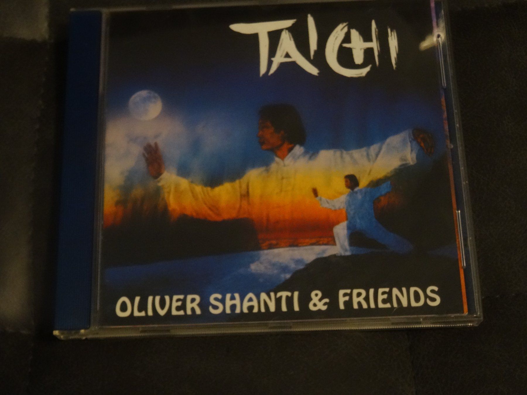 CD: Oliver Shanti & Friends - Taichi CD – Usato da Olten venduto da Disc-Ausverkauf