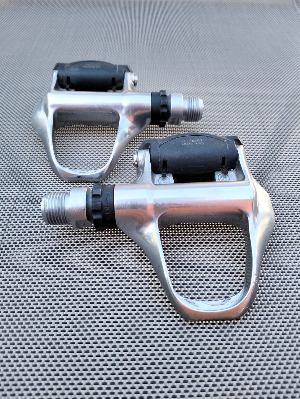 Shimano Pezzi di ricambio: Shimano 105 Rennrad Pedalen silber – Usato da Uster venduto da KarlZH 5