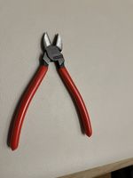 Seitenschneider Knipex rot neuwertiger Zustand